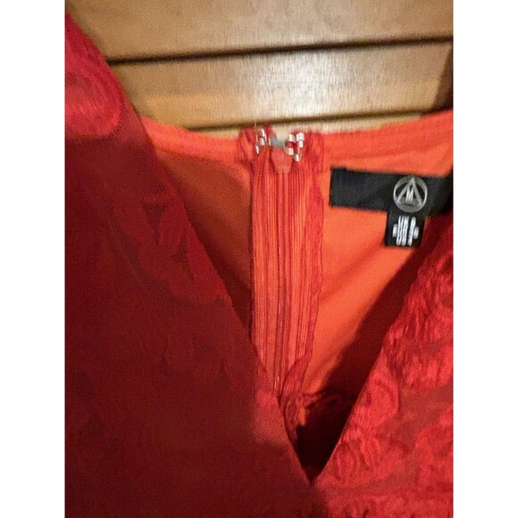 Missguided NEW Red Women's Size 2 Lace Plunge Split-Neck Skater Dress - Picture 5 of 11